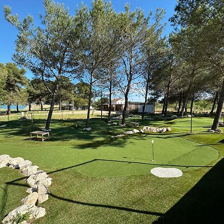 Camping Vransko Jezero - Crkvine Pakoštane Exterior foto